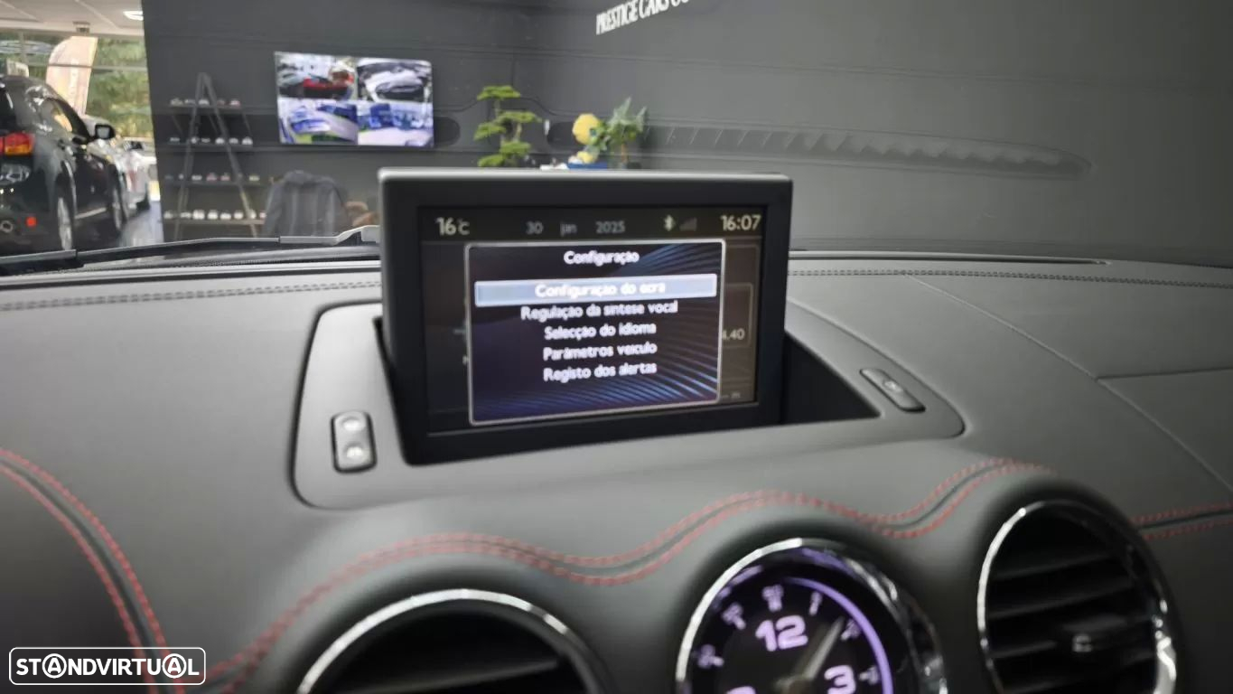 Peugeot RCZ 1.6 200 THP GT-Line - 34