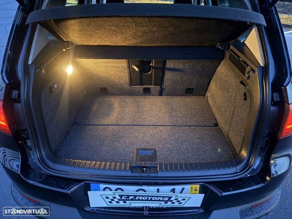 VW Tiguan 2.0 TDi Sport BlueMotion - 13