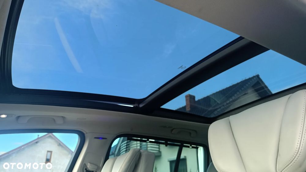 Renault Espace 1.6 dCi Energy Initiale Paris EDC 7os - 31