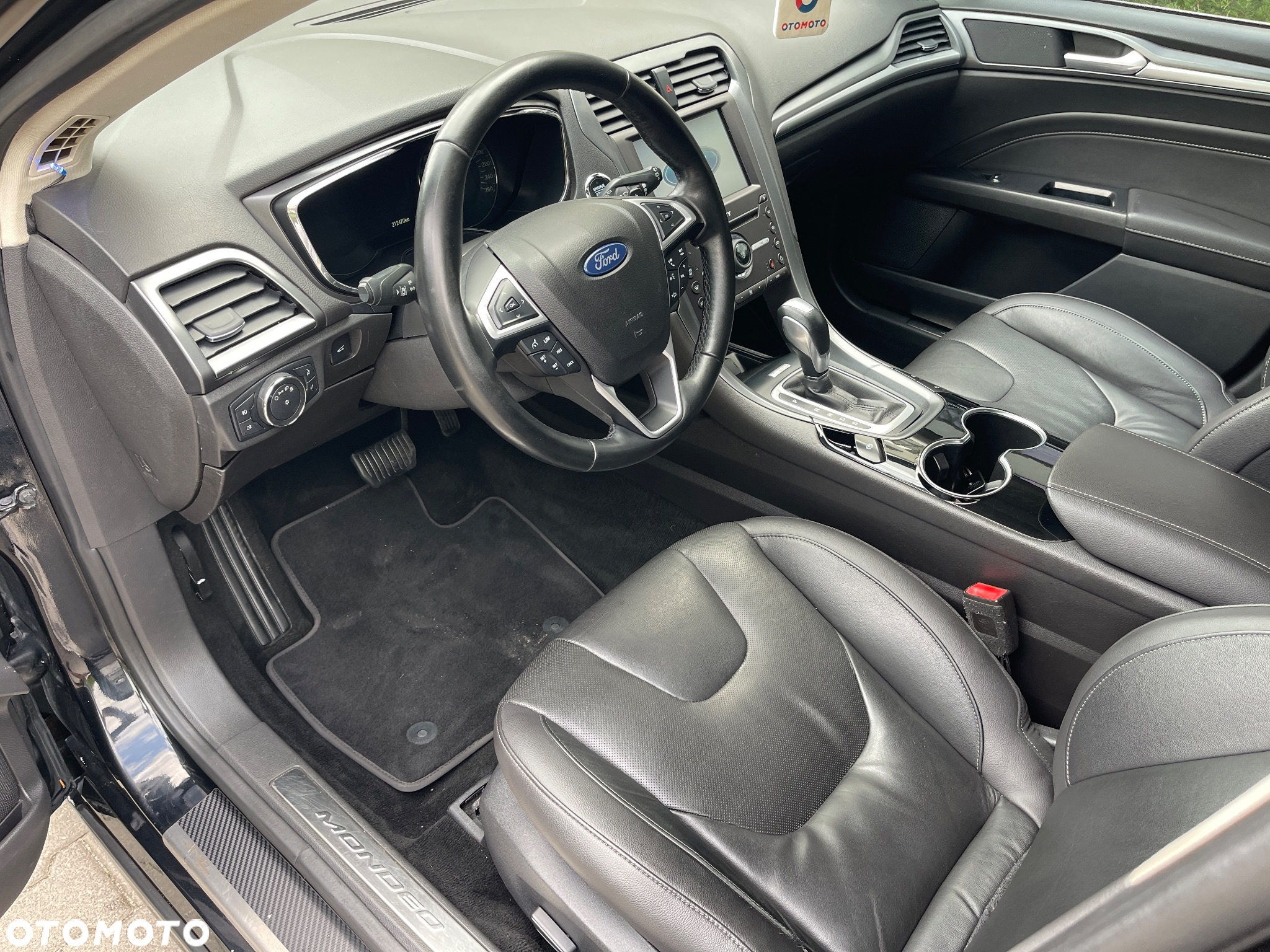 Ford Mondeo - 21