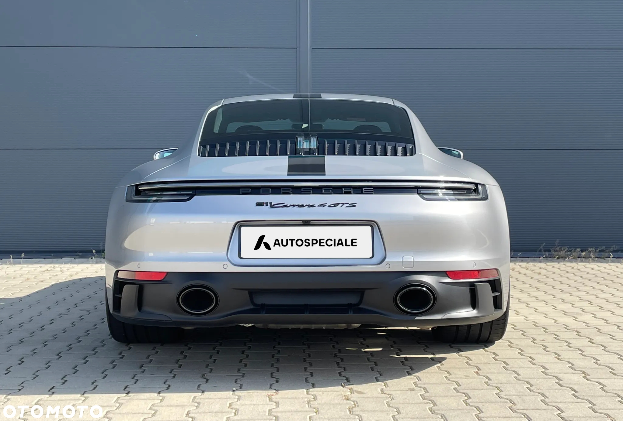 Porsche 911 Carrera 4 GTS - 7