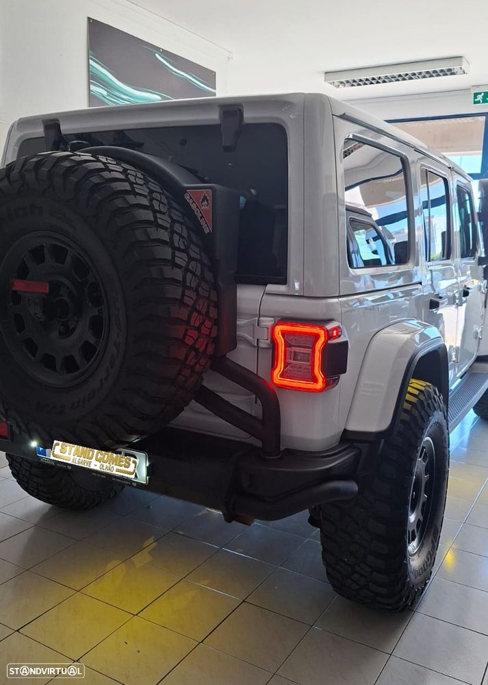 Jeep Wrangler - 13