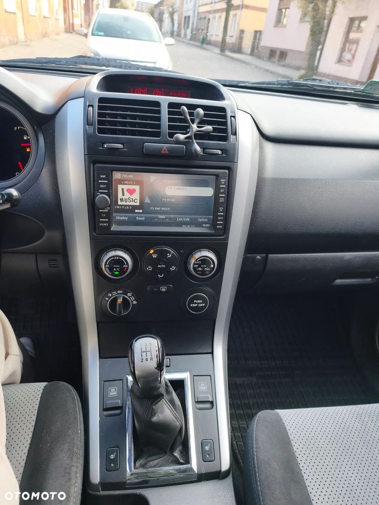 Suzuki Grand Vitara 1.9 DDiS - 8