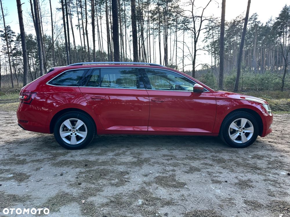 Skoda Superb 2.0 TDI Ambition - 8