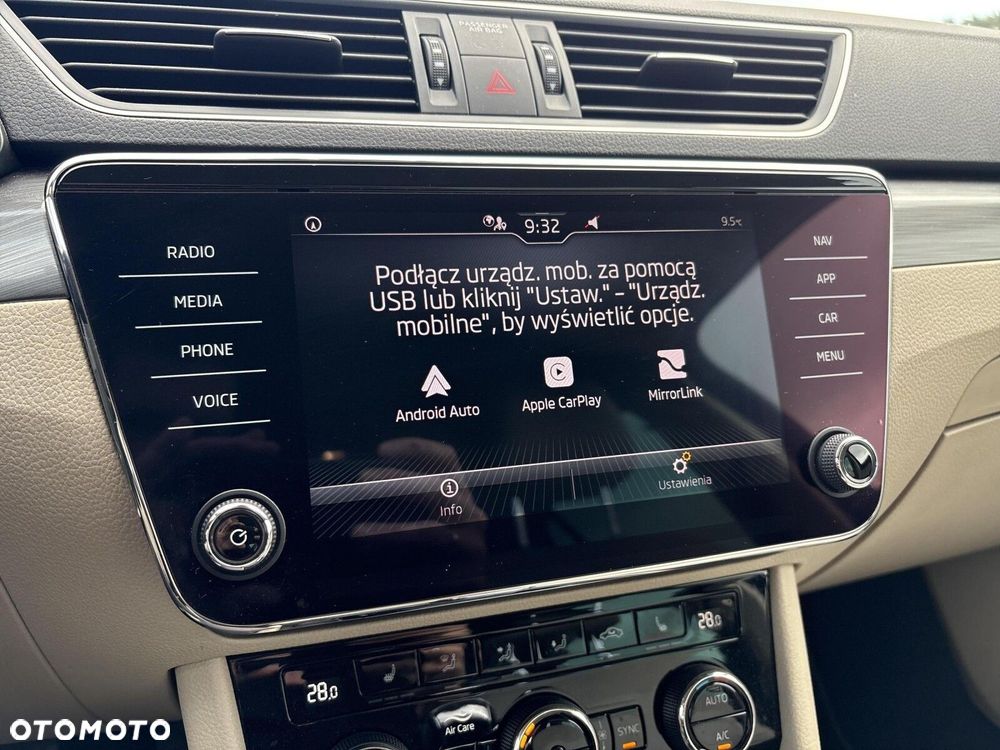 Skoda Superb 2.0 TSI Style DSG - 25