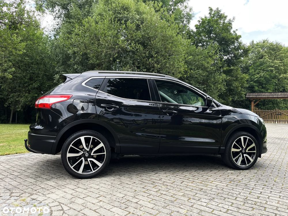 Nissan Qashqai 1.6 DIG-T TEKNA+ - 4