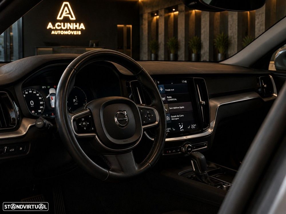 Volvo V60 2.0 T6 AWD TE R-Design - 30
