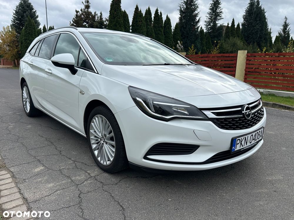 Opel Astra 1.6 D (CDTI) Sports Tourer Selection - 1