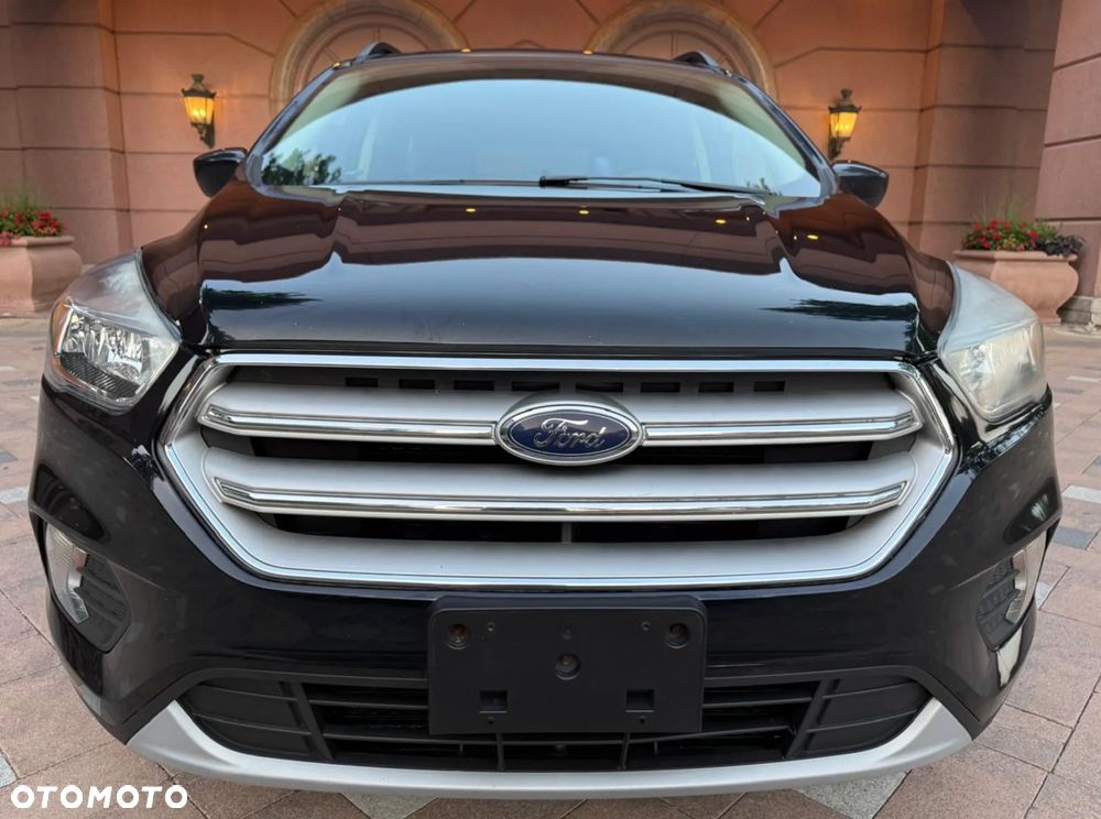 Ford Kuga 1.5 EcoBoost AWD Titanium ASS - 4