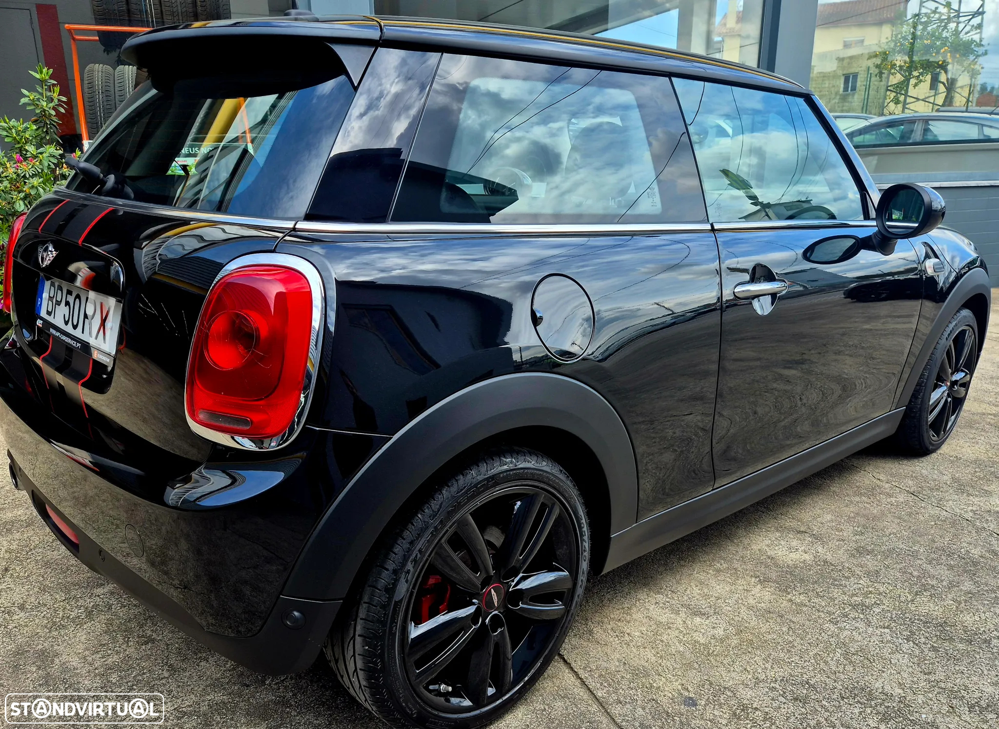 MINI 3 Portas One - 8