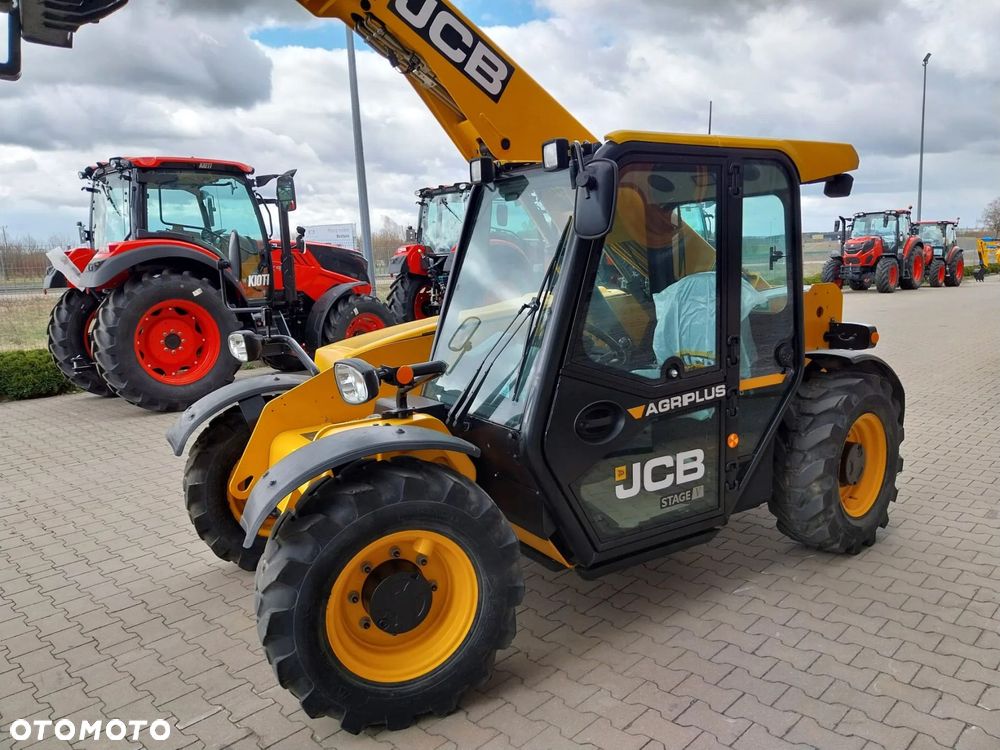 JCB 525-60 Agri Plus - 13