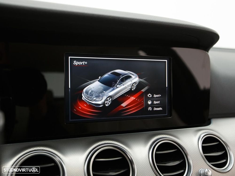 Mercedes-Benz E 220 - 21