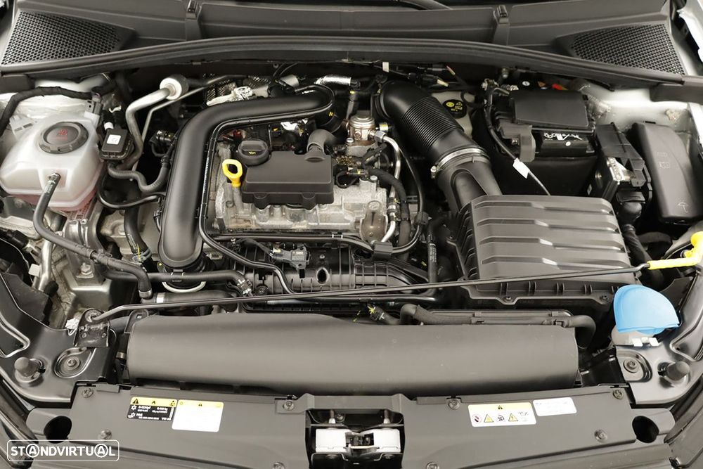 Skoda Fabia 1.0 TSI Selection DSG - 24