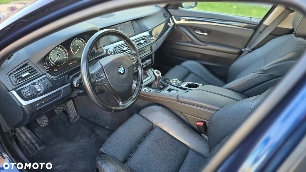 BMW Seria 5 ver-520d-blue-performance - 19