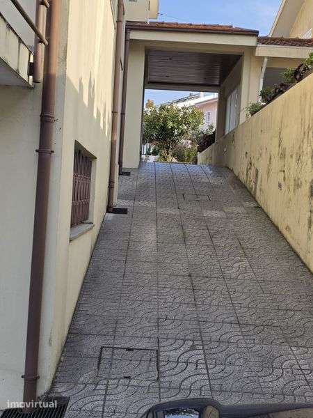 Loja/Habitação + Armazem /Garagem + Arrumos - Grande imagem: 5/12