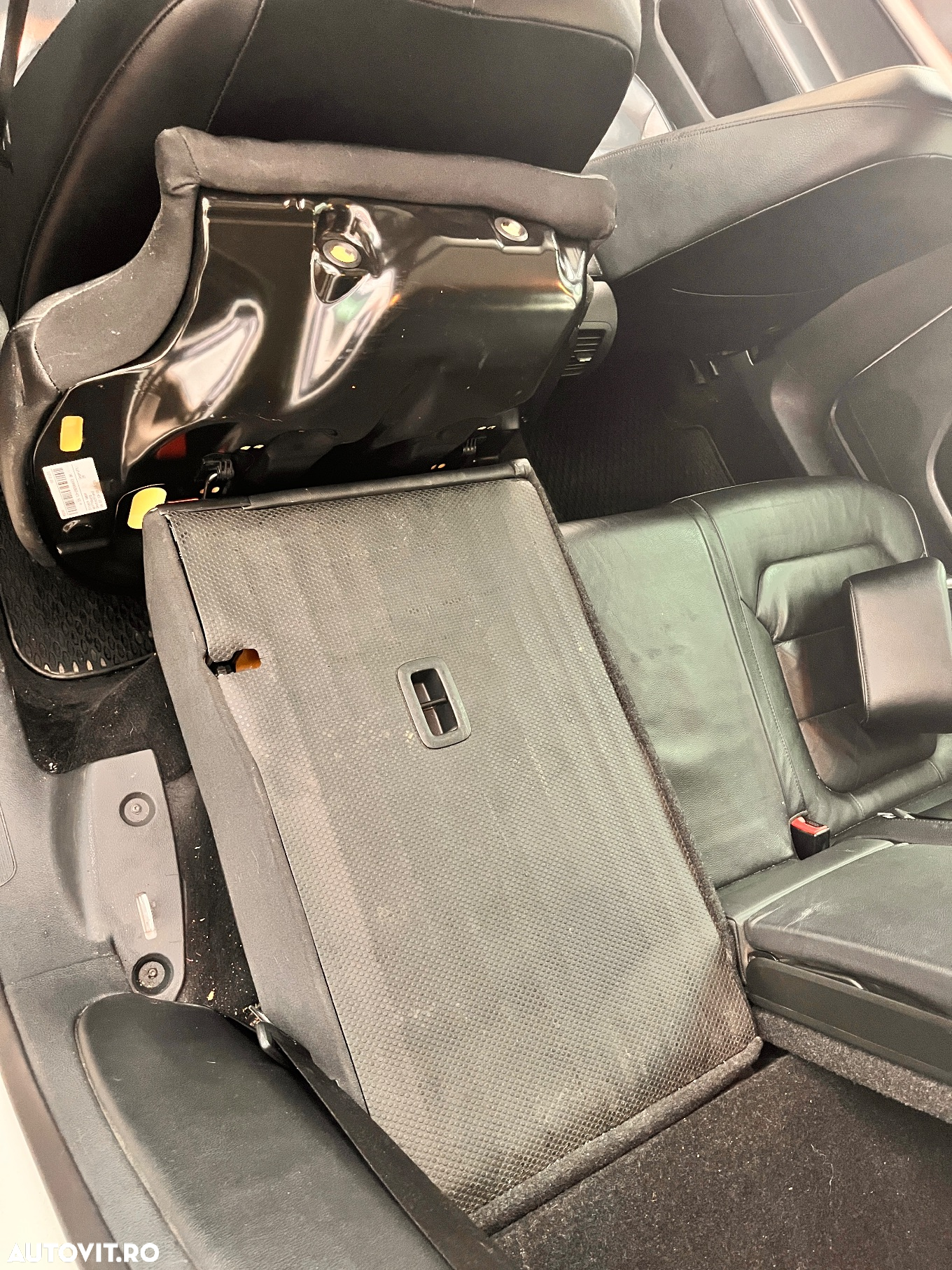 Volkswagen Passat Variant 2.0 TDI BlueMotion Technology DSG Comfortline - 13