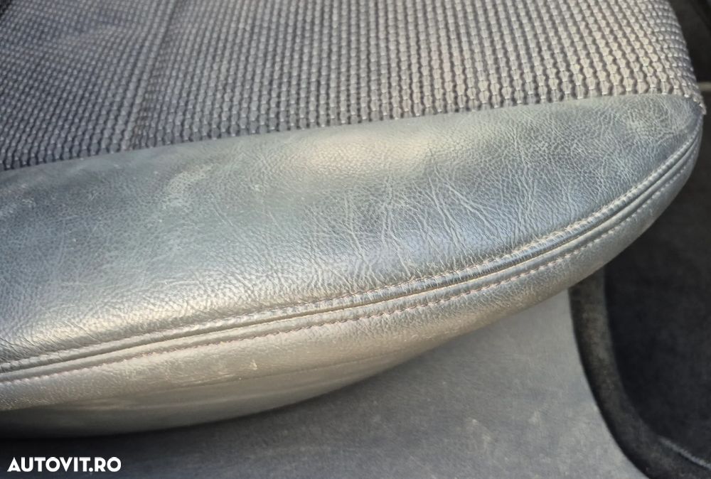 Peugeot 407 HDi 135 Automatik JBL - 9