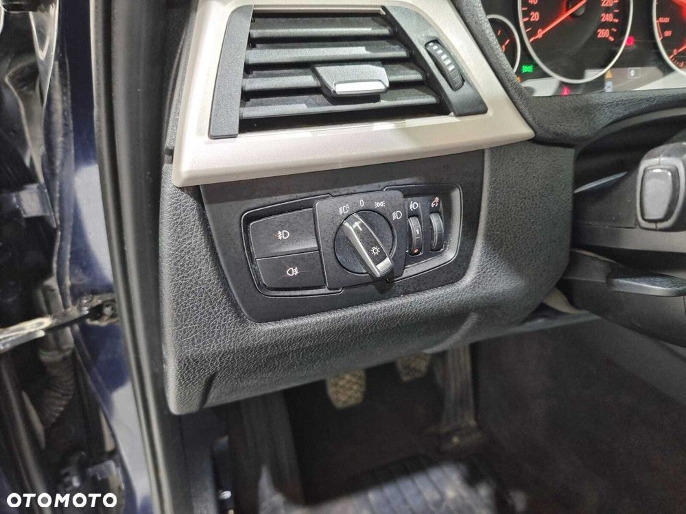 BMW Seria 3 - 31