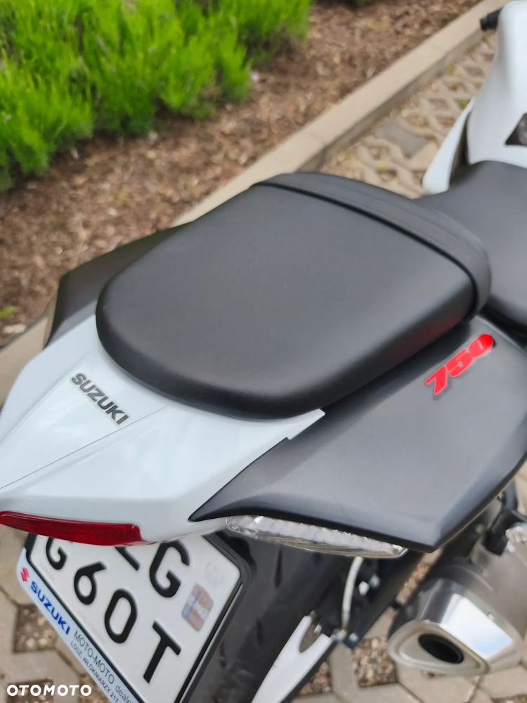 Suzuki GSX-R - 7