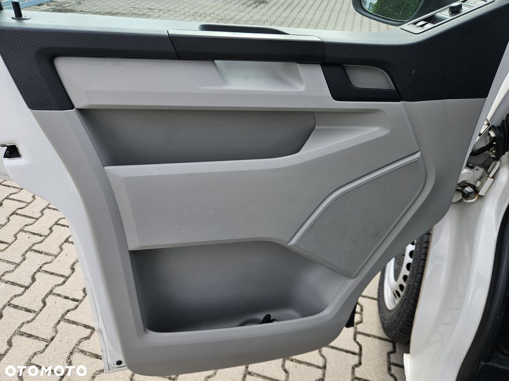 Volkswagen Transporter Caravelle Kurz Comfortline - 25