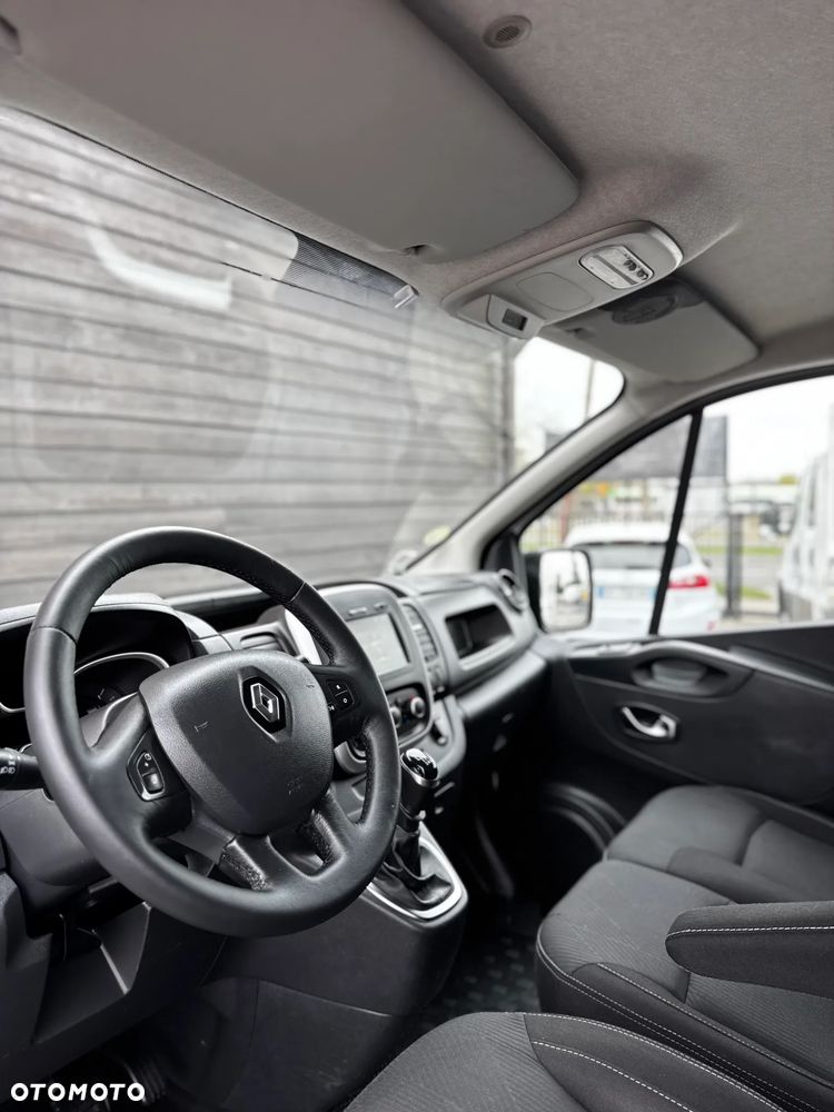 Renault TRAFIC - 22