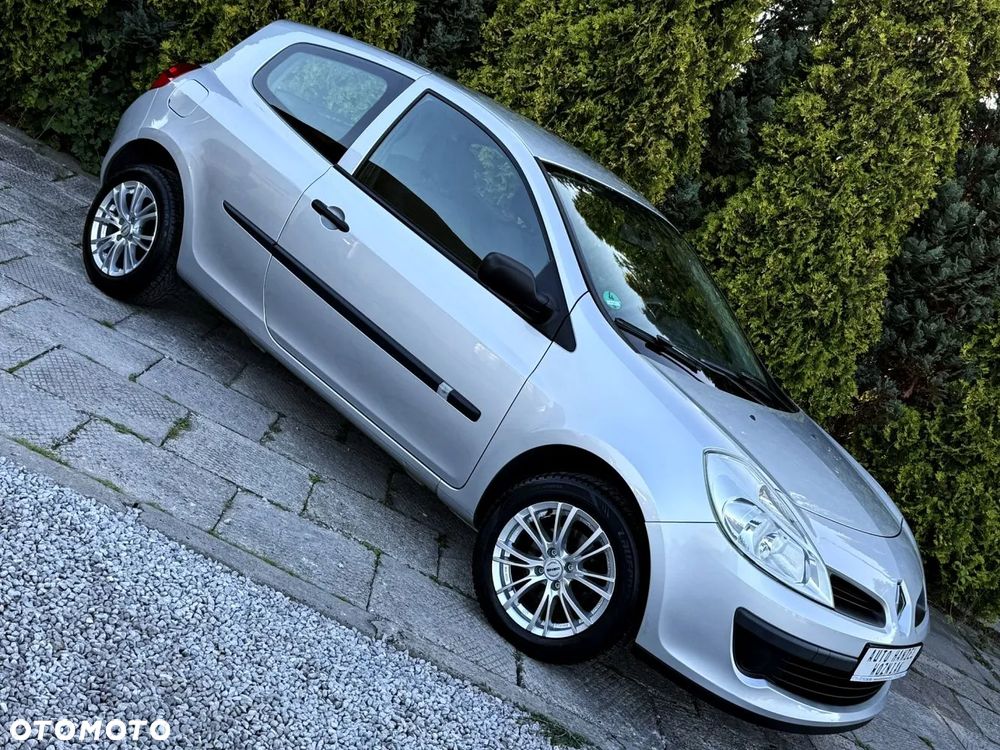 Renault Clio - 3