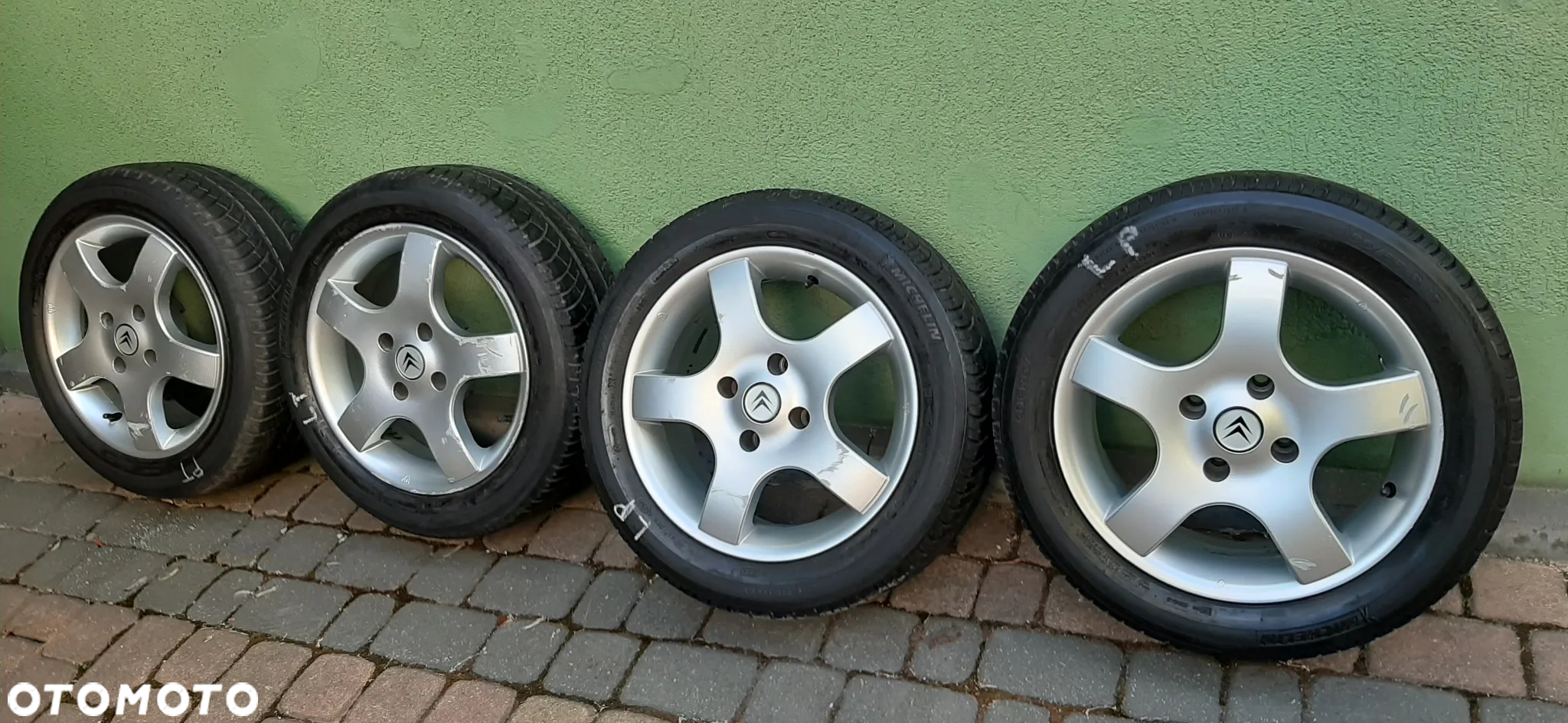 Alufelgi R15 używane z oponami Michelin do Citroena C2, C3 - 5