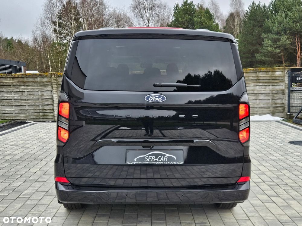 Ford Tourneo Custom 2.0 EcoBlue 320 L2 Titanium - 11