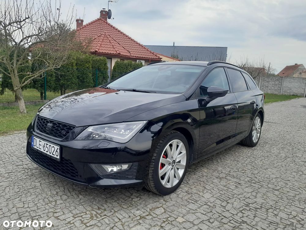 Seat Leon 2.0 TDI DPF Ecomotive FR - 2