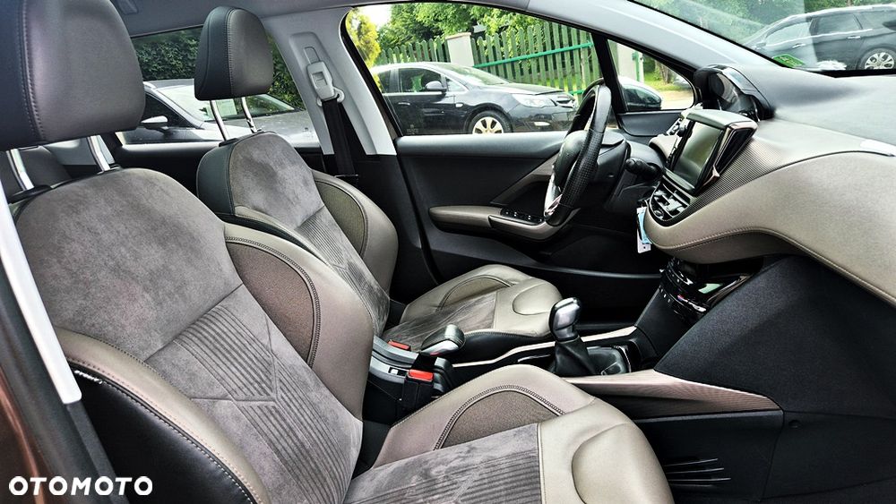Peugeot 2008 1.6 VTi Allure - 39