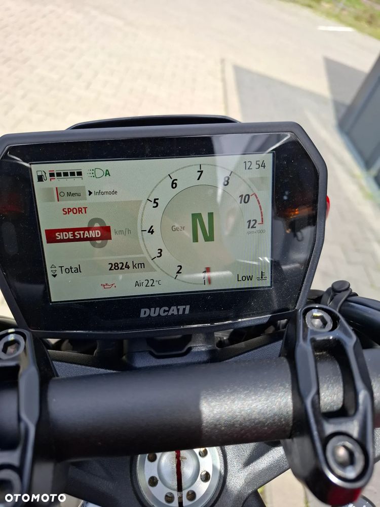 Ducati Monster - 12
