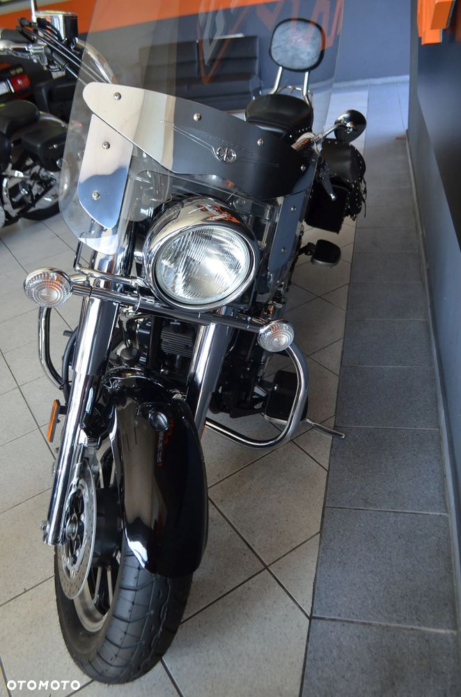 Yamaha Road Star - 5