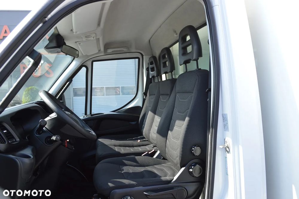 Iveco DAILY 60C15 CHŁODNIA+DRZWI BOCZNE I TYLNE MROŹNIA IZOTERMA - 17