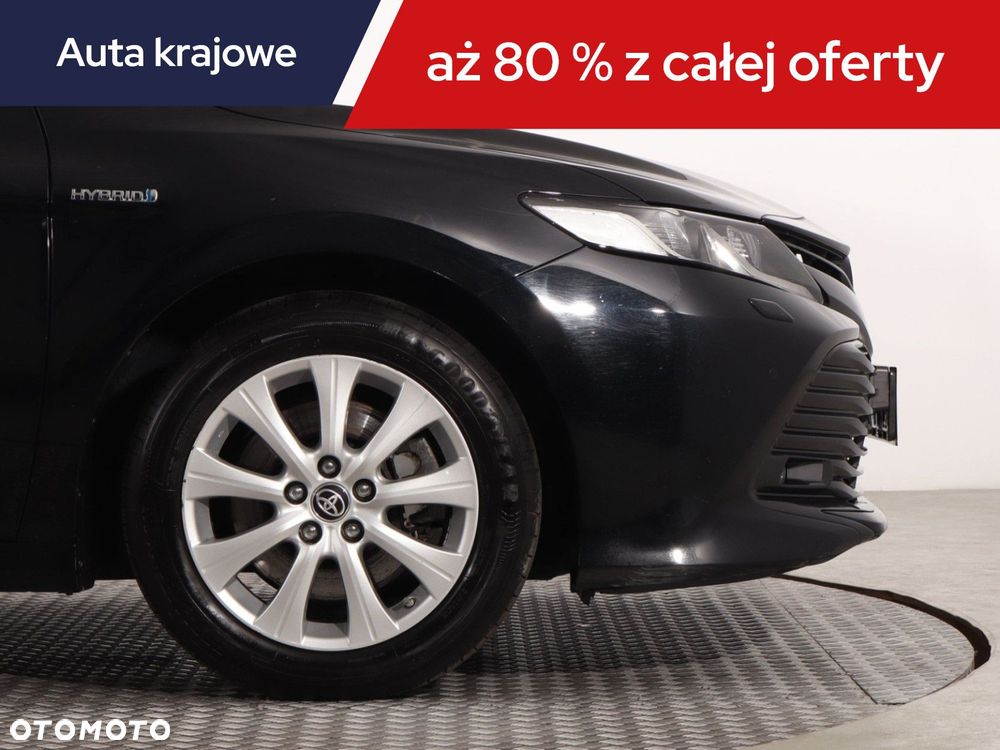 Toyota Camry - 16