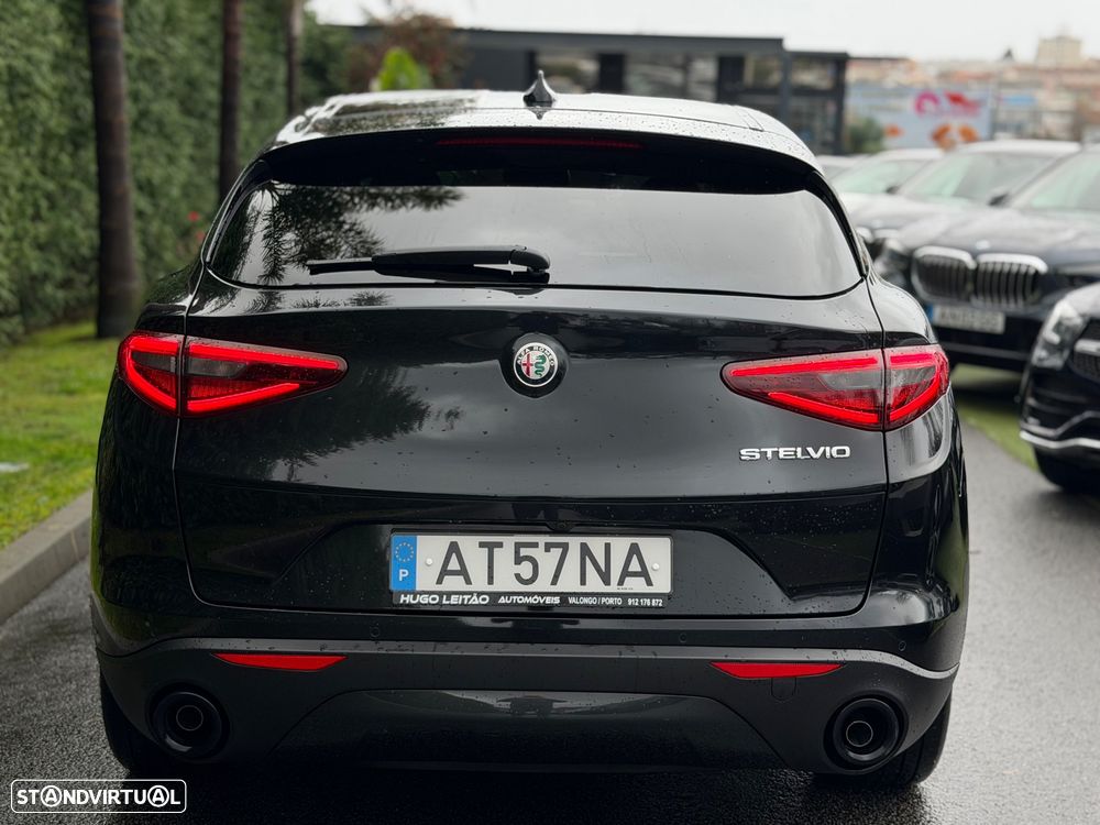 Alfa Romeo Stelvio 2.2 D Sprint AT8 - 9