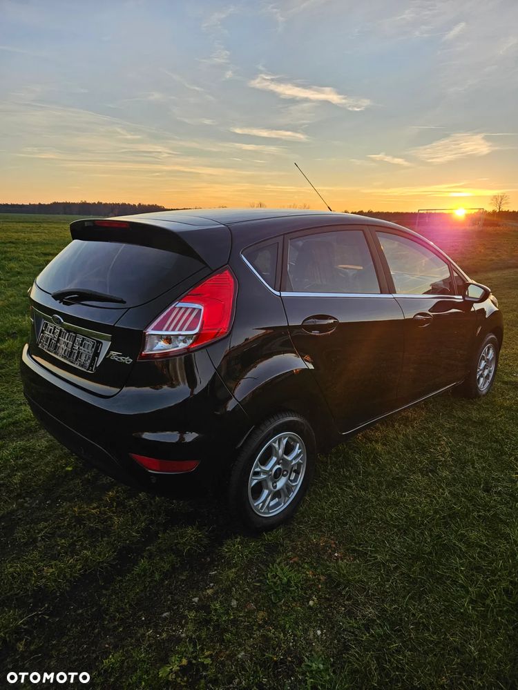 Ford Fiesta 1.0 EcoBoost S&S TITANIUM X - 10