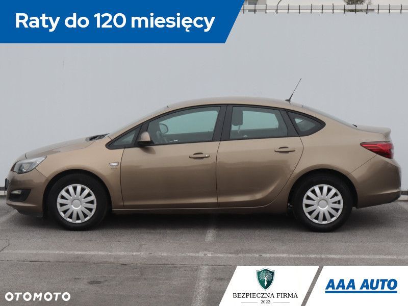 Opel Astra - 4