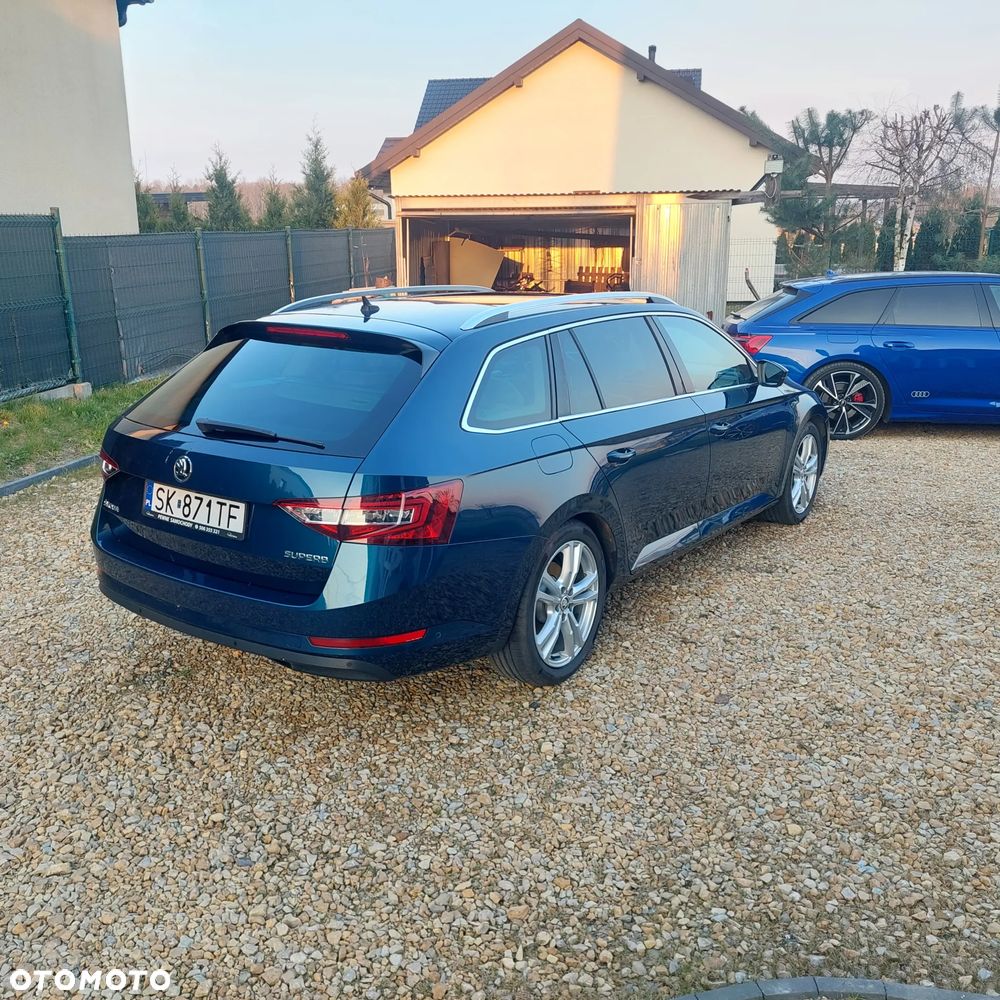 Skoda Superb 2.0 TDI DSG Premium Edition - 3