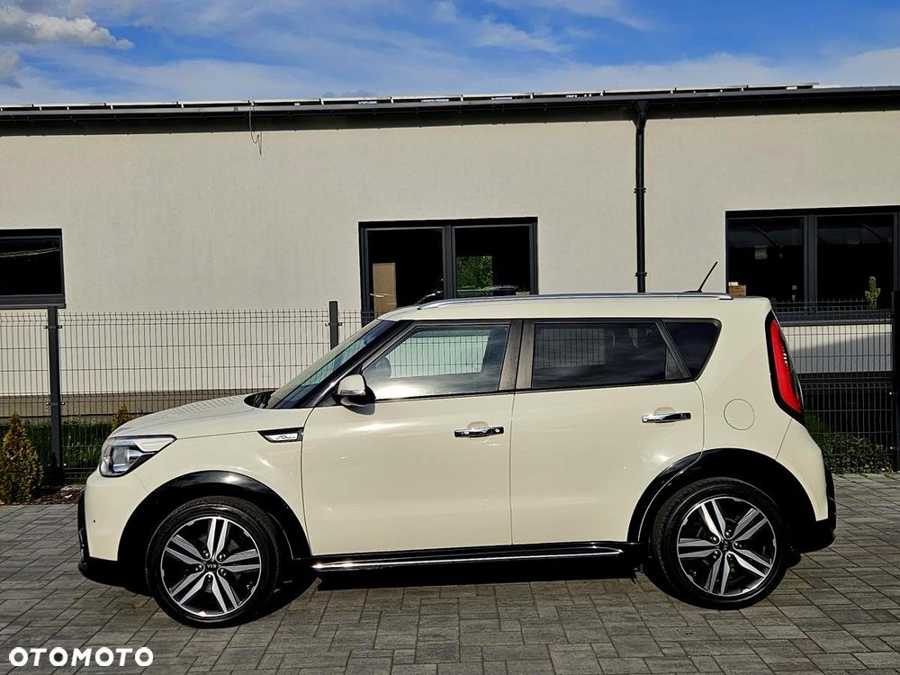 Kia Soul 1.6 CRDI Dream Team Edition - 6