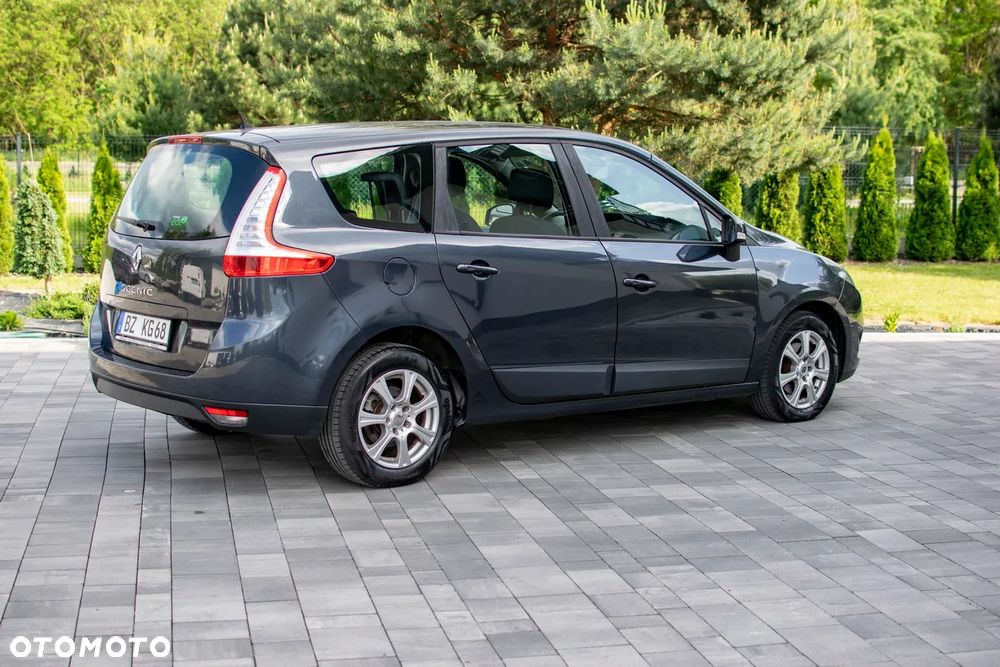 Renault Grand Scenic 1.6 16V 110 Dynamique - 17