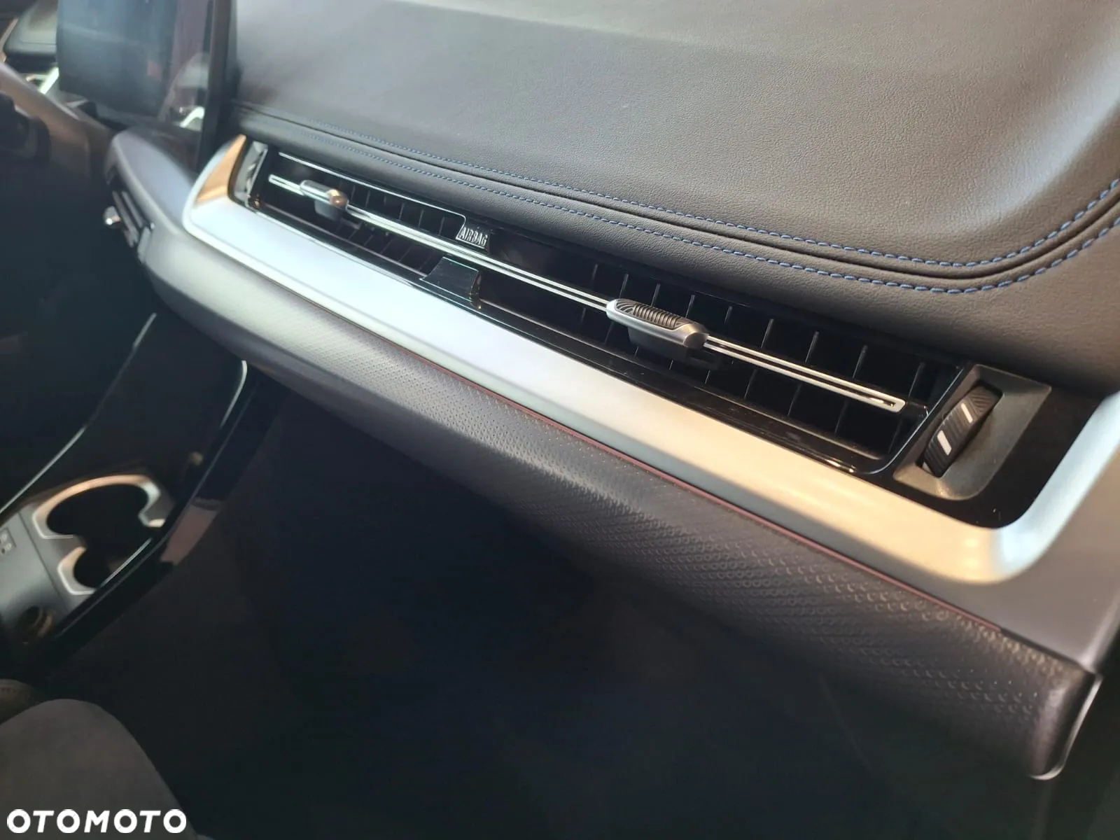 BMW X1 sDrive20i - 12