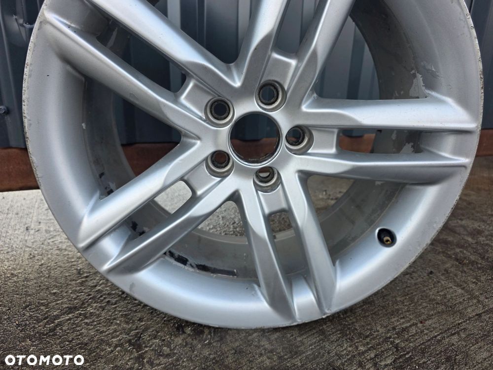 FELGA ALUMNIOWA VW SKODA SEAT AUDI A1 5X100 7.5J R17 ET36 8X0601025K K*49* - 6