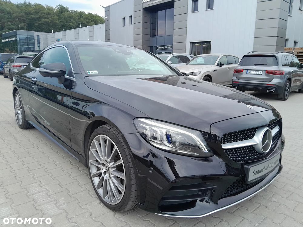 Mercedes-Benz Klasa C 300 9G-TRONIC - 9