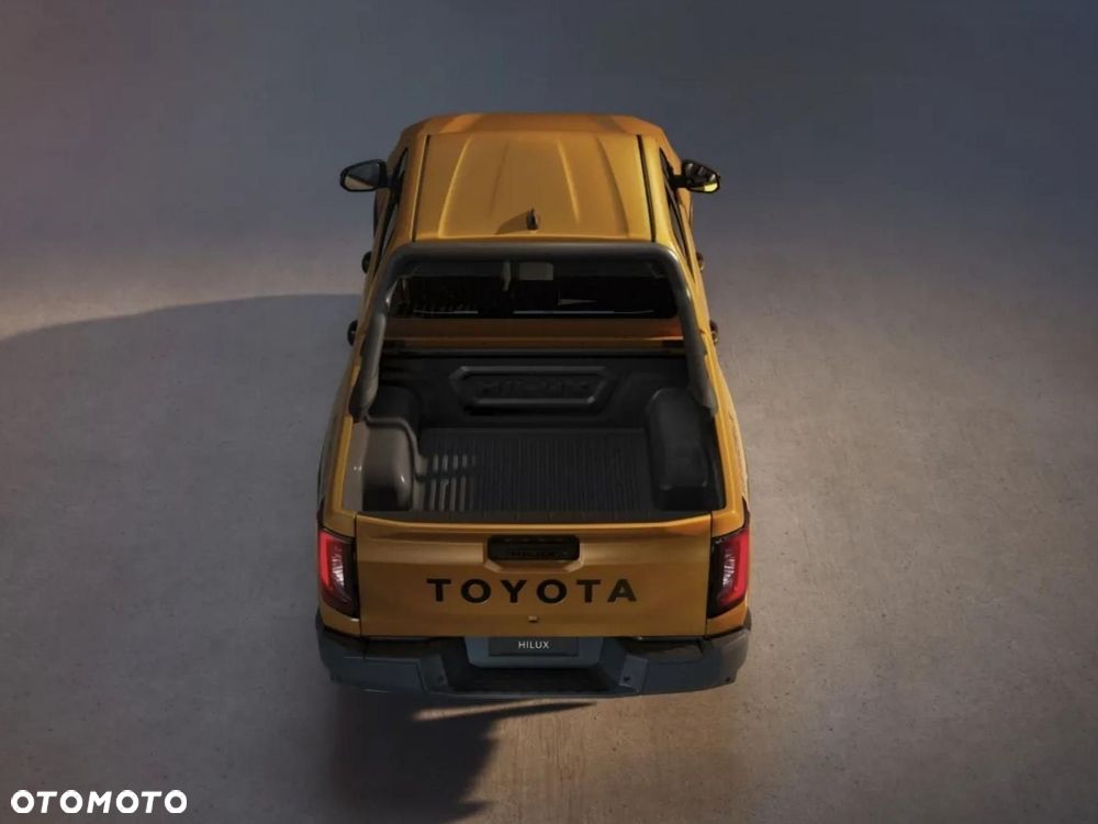 Toyota Hilux - 15