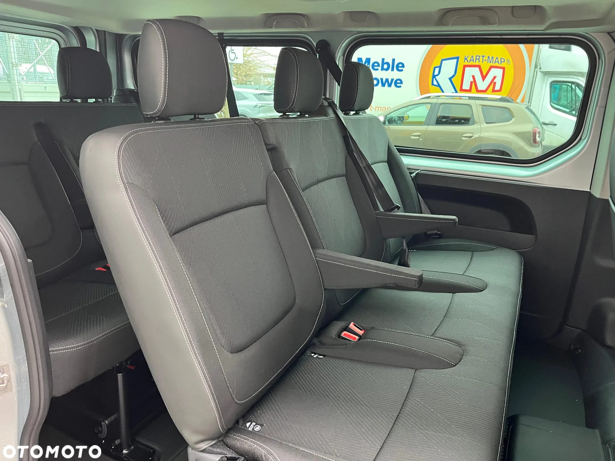 Renault Trafic - 16