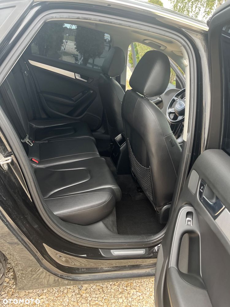 Audi A4 Limousine - 17