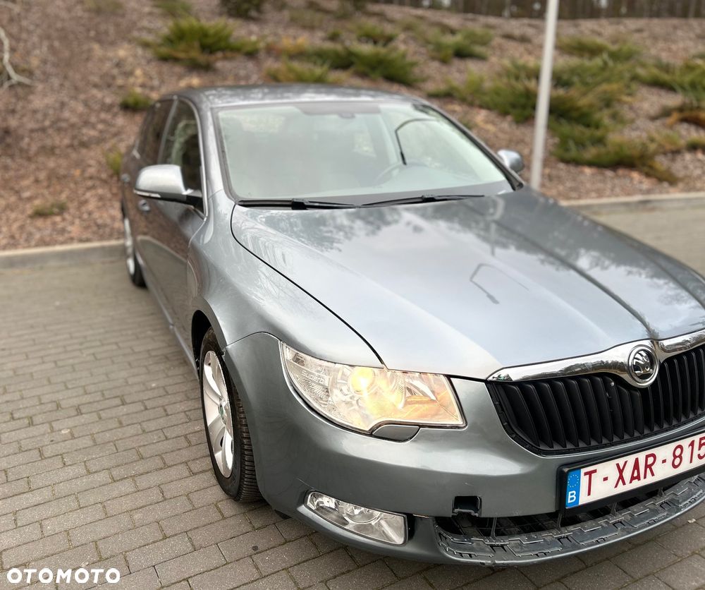 Skoda Superb 1.6 TDI Exclusive - 3