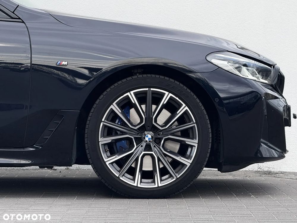 BMW 6GT - 6