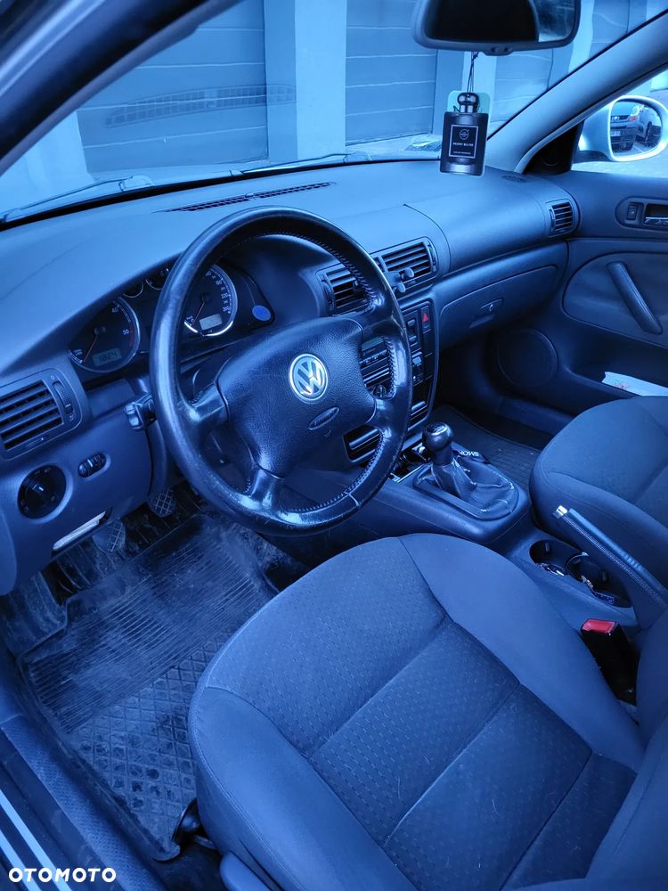 Volkswagen Passat 1.9 TDI - 7
