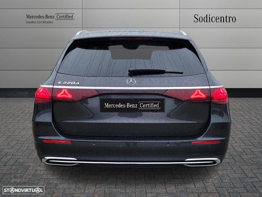 Mercedes-Benz E 220 d - 6